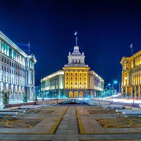 Cozy 1-Bedroom Flat In The Very Center Of Sofia Exteriör bild
