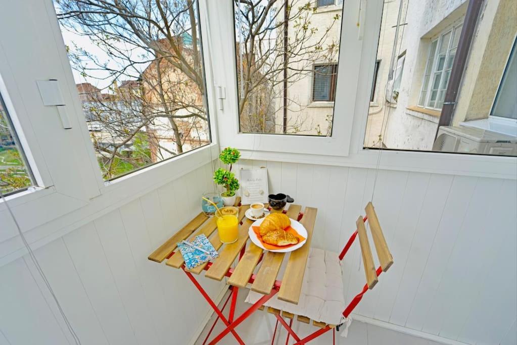 Cozy 1-Bedroom Flat In The Very Center Of Sofia Exteriör bild